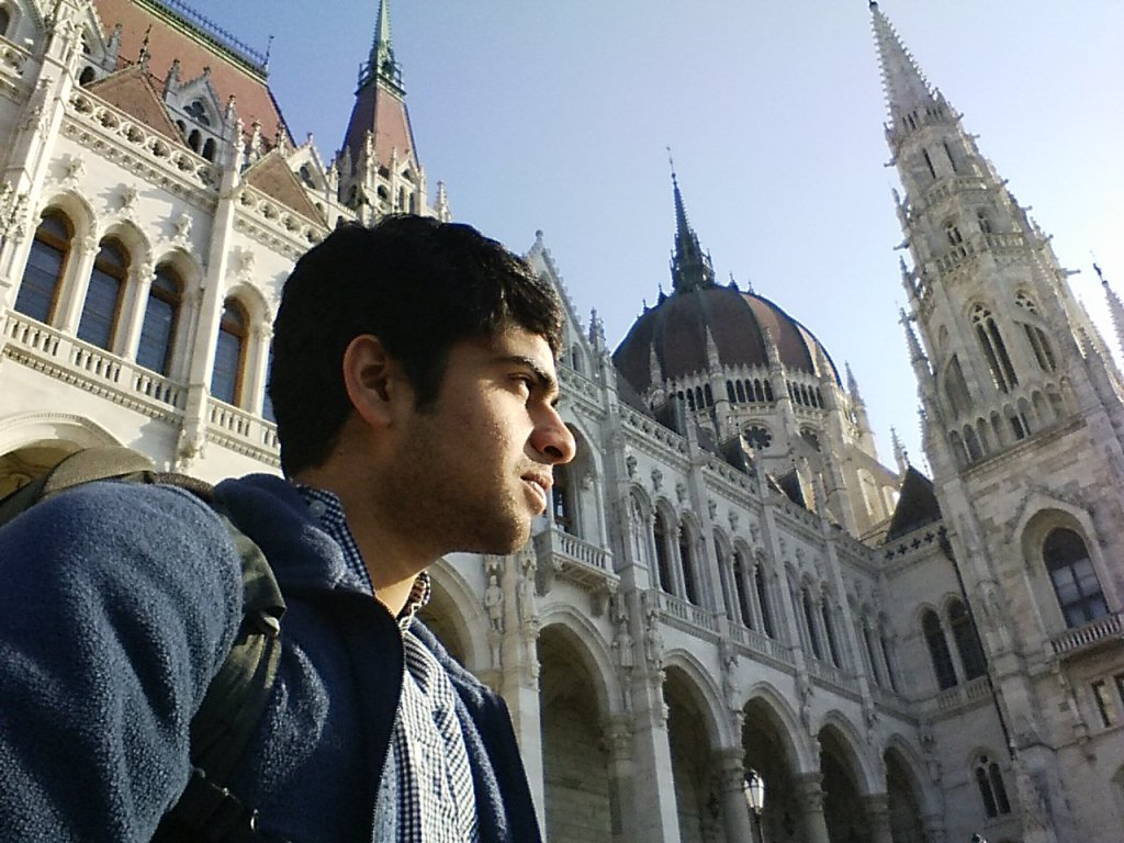 Gobi at Hungarian Parliament in Budapest